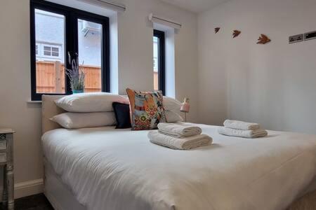 Beautiful Apartment Overlooking A Garden Londyn Zewnętrze zdjęcie